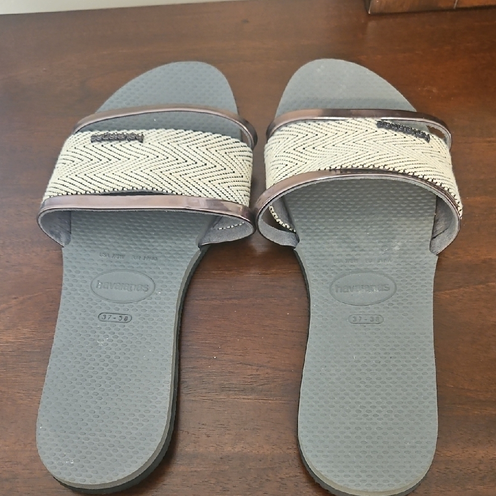 Gray and Cream Slide Sandals with Textured Grip